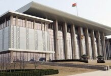 Александр Лукашенко проводит встречу с представителями частных предприятий Александр Лукашенко проводит встречу с представителями частных предприятий