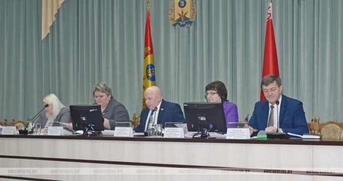 На заседании Кричевского исполкома рассмотрели готовность техники к весенне-полевым работам