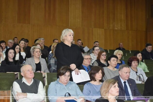 В Кричеве на исполкоме оценили, насколько качественно проводится работа по наведению порядка на земле