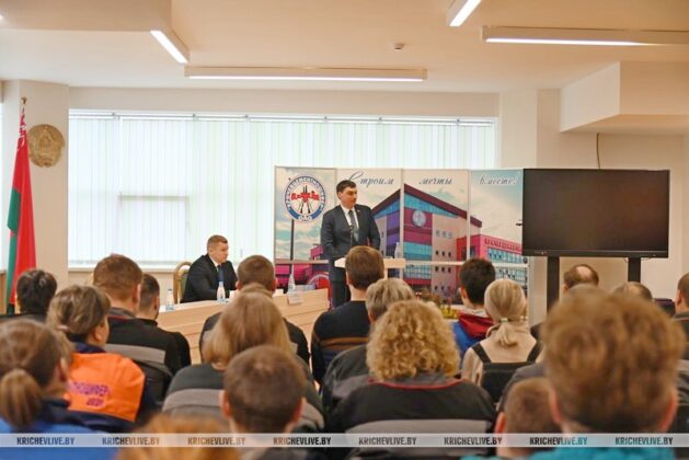 Помощник Президента Сергей Наливайко посетил Кричев: узнали, с какой целью