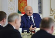 А. Лукашенко поручил больше решений принимать на местах, а не разводить бюрократию А. Лукашенко поручил больше решений принимать на местах, а не разводить бюрократию