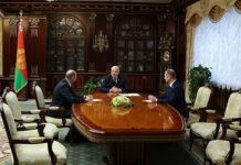 А. Лукашенко – чиновникам: Наша жизнь ничто по сравнению с тем, что мы должны сделать для Беларуси А. Лукашенко – чиновникам: Наша жизнь ничто по сравнению с тем, что мы должны сделать для Беларуси