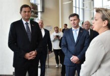 Рыженков: Запад пытается подмять под себя инструменты реализации международной политики в своих интересах