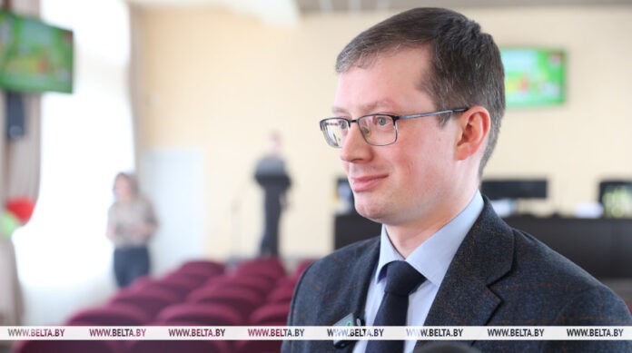 Белорусские производители в четыре раза нарастили отгрузки рапсового масла в торговые сети за месяц