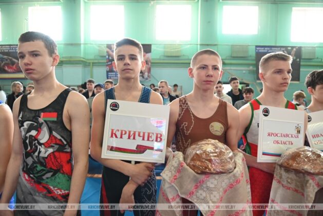 800 участников, 50 команд: в Кричеве стартовал республиканский турнир по вольной борьбе