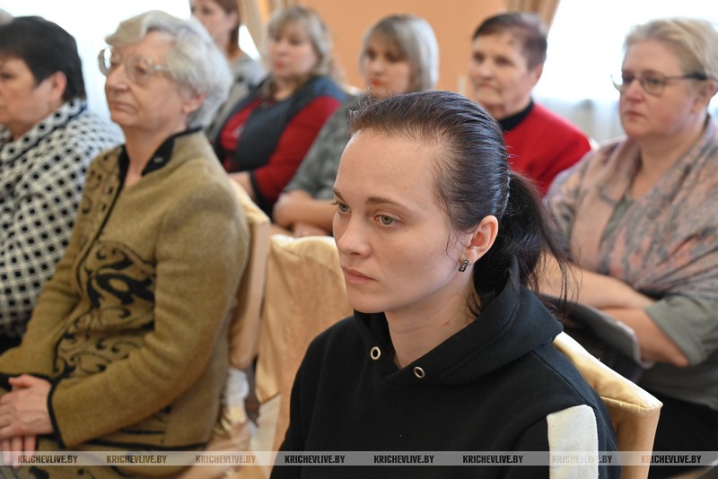 встреча, руководство района, органы территориального самоуправления, II Региональный форум, координационный совет, микрозоны, депутаты райсовета, райисполком, районные СМИ, координация деятельности, благоустройство, сохранность мест, культурно-массовые мероприятия, профилактика преступлений, забота о ветеранах, престарелых, новые проекты, консолидация идей, Ирина Прудникова