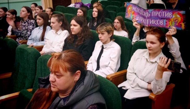Кричевская молодежь на сцене: танцы как способ сказать "нет" наркотикам