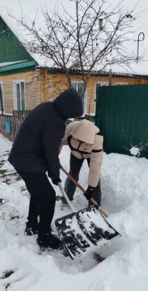 Волонтеры помогают пожилым кричевлянам