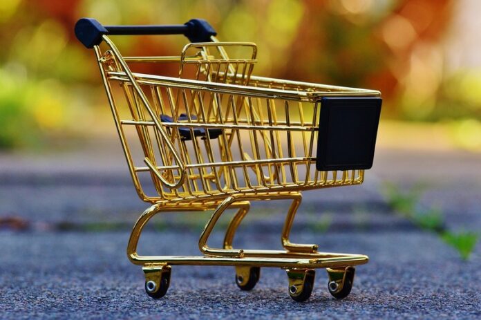 Как в Беларуси будут увеличивать долю продаж отечественных товаров, рассказали в МАРТ