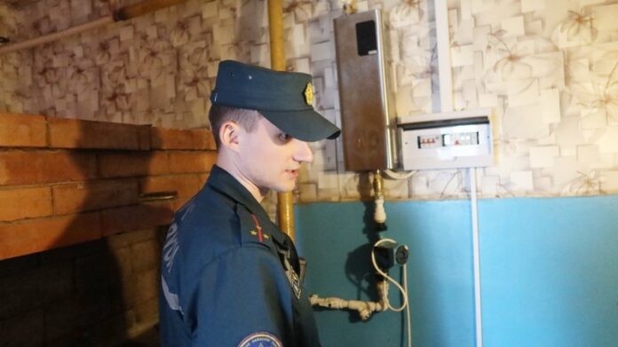 Кричевские спасатели на страже безопасности: профилактика пожаров в Краснобудском сельсовете