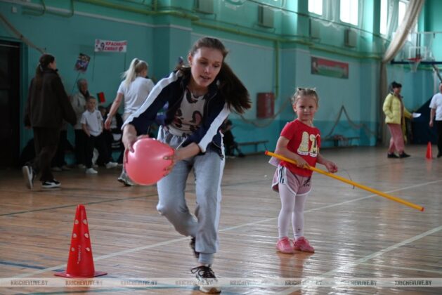 7 молодых семей Кричева сражались за звание «самой спортивной»