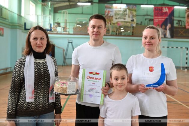 7 молодых семей Кричева сражались за звание «самой спортивной»