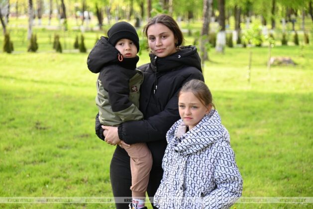 Чем удивляли кричевлян участники парада колясок