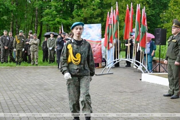 12 команд принимают участие в военно-патриотической игре «Зарница» (фоторепортаж)