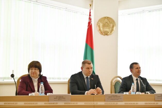 Узнали, о чем шла речь на встрече председателя Кричевского райисполкома с коллективом ОАО «Кричевцементношифер»
