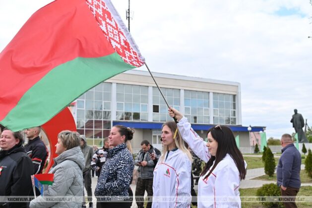 Послание к 100-летию Великой Победы и Дерево памяти: в Кричеве открыли новый арт-объект