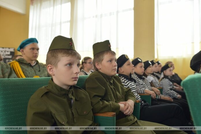 От концерта до виртуального тира: урок мужества в Кричевской СШ №1