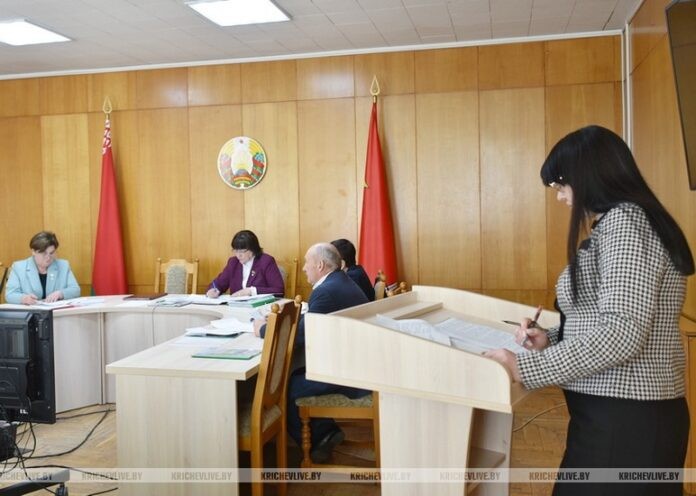 Кричевские депутаты посоветовали организовывать с подростками те мероприятия, которые им интересны