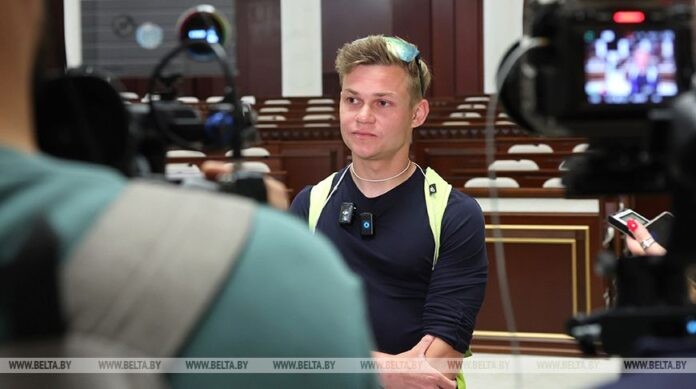 Британский блогер: белорусский народ от других отличает единство