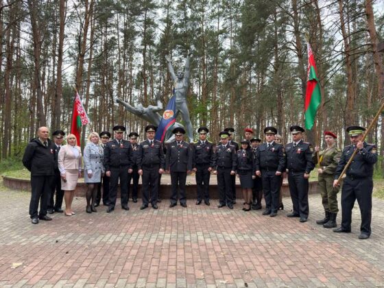 Кричевские милиционеры организовали автопробег «По местам боевой славы»