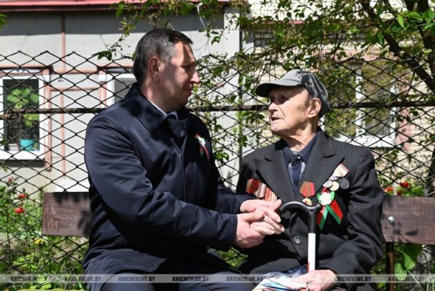 Руководство района 9 мая поздравило живых свидетелей событий Великой Отечественной