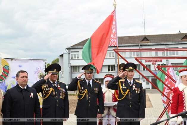В Кричеве открыли памятный знак «100-летия районного отдела милиции»