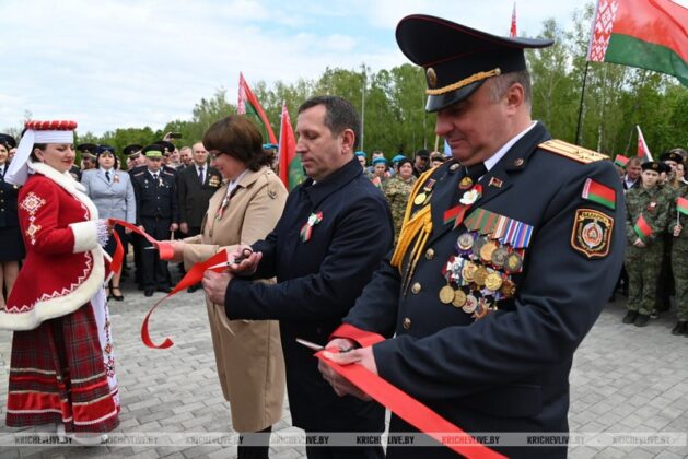 В Кричеве открыли памятный знак «100-летия районного отдела милиции»