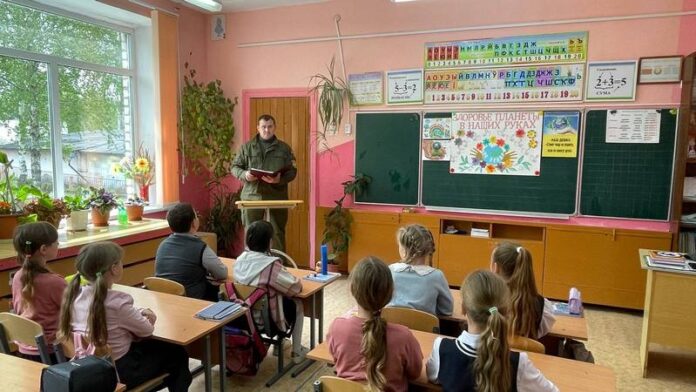 В Ботвиновской школе обсудили вопросы экологии