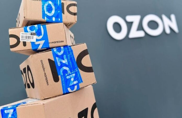 Ozon разрешил белорусам оплачивать одежду и обувь после примерки