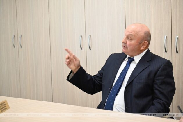 Председатель Могилевского облисполкома Анатолий Исаченко провел в Кричеве прием граждан
