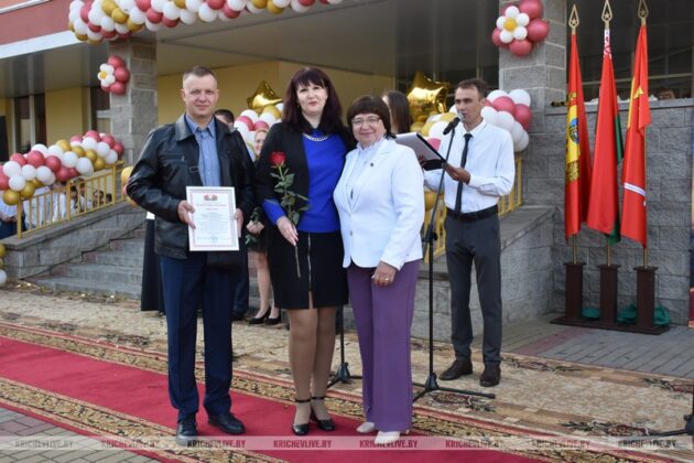 В школах Кричевщины проходит выпускной вечер