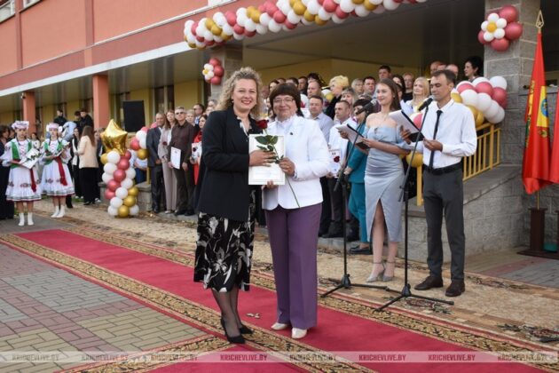 В школах Кричевщины проходит выпускной вечер