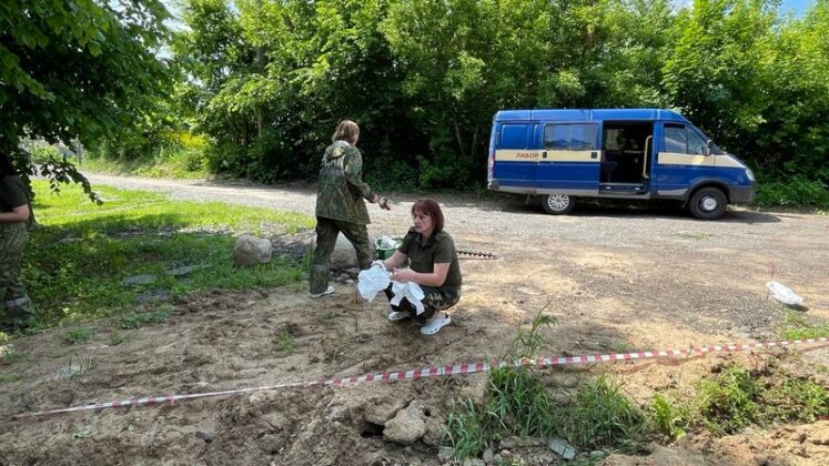 Экологический контроль в Кричеве: специалисты проводят анализ почвы