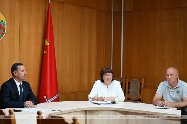 Руководство Кричевского района встретилось с молодыми специалистами