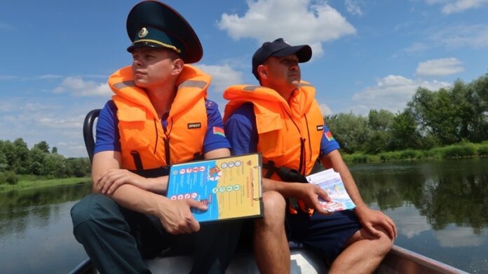 Лето и безопасность: рейды спасателей в Кричевском районе