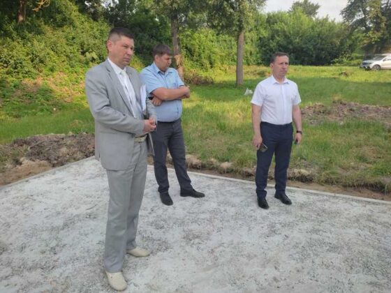 Узнали, какие работы ведутся у криницы у Замковой горы в Кричеве