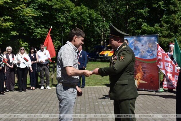 Торжественный митинг, посвященный Дню Независимости, прошел в Кричеве