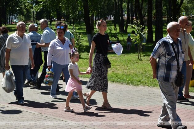 ФОТОФАКТ: кричевляне празднуют День Независимости Республики Беларусь