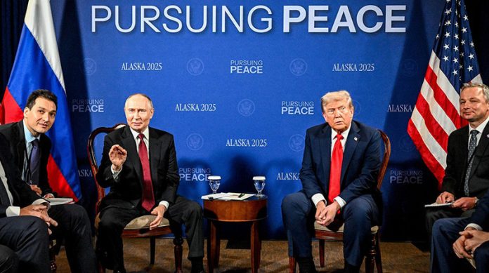 "Перешагнуть из вчера в завтра". Каковы итоги саммита Путина и Трампа на Аляске?