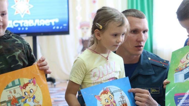 Кричевские дошколята познакомились с работой МЧС