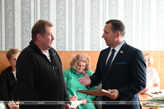 Руководство района поздравило коллектив ПМК-264