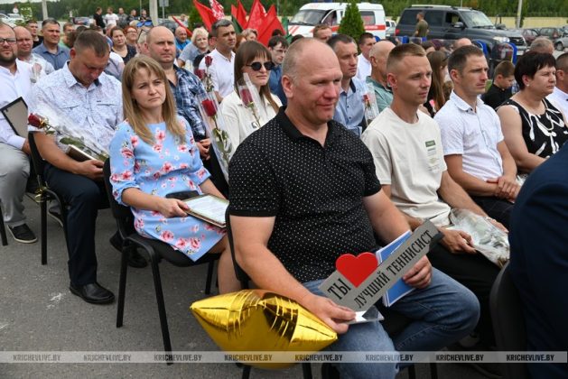 Узнали, как отметили свой профессиональный праздник работники ОАО «Кричевцементношифер»