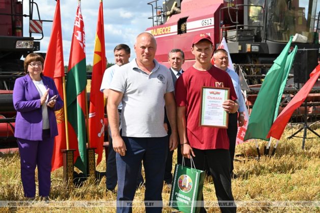 Тысячников стало больше: в КСУП «Малятичи-АГРО» наградили лидеров жатвы