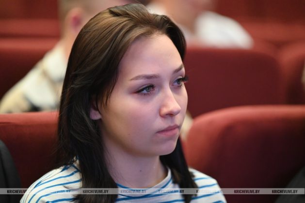 Руководство района встретилось с молодыми специалистами