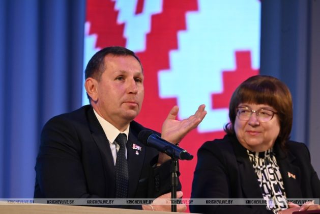 Руководство района встретилось с молодыми специалистами