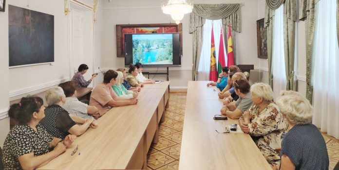 Виртуальное путешествие совершили пожилые кричевляне по истории кричевских деревень