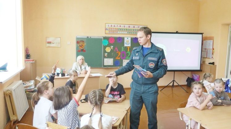 Школьники СШ №5 Кричева узнали о важности работы спасателей