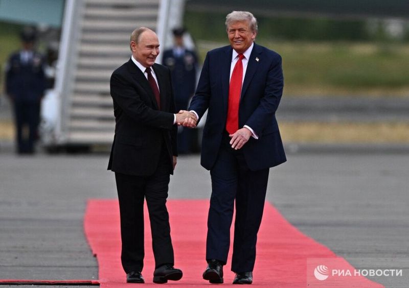 "Перешагнуть из вчера в завтра". Каковы итоги саммита Путина и Трампа на Аляске?