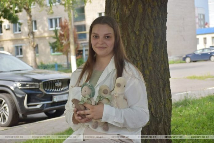 Творческий путь кричевлянки Ольги Половковой: как декретный отпуск стал стартом для новой карьеры