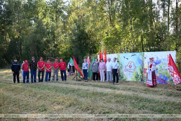 СПК «Колхоз им. Суворова» первыми на Кричевщине завершили уборку зерновых